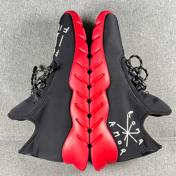 🛑SOLD🛑🐞FENDI TECH NEOPRENE SNEAKER🐞 - Picture 4 of 12